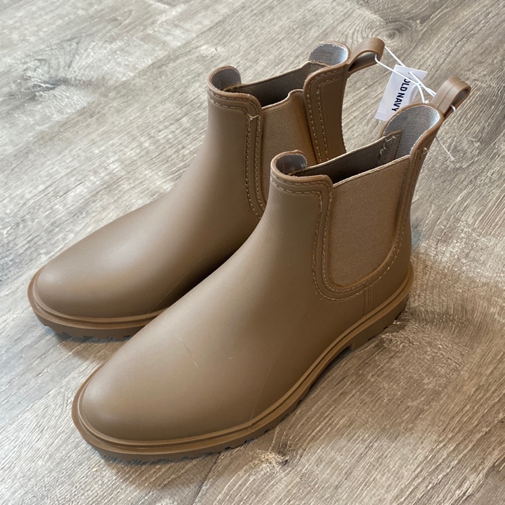 Chelsea boots